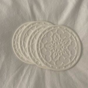 Le Creuset French Trivet (8” white)